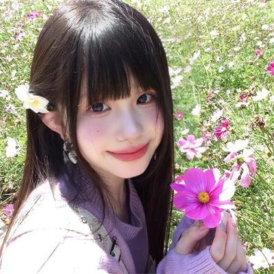超模之女出道颜值引争议，连日来内幕曝光，被批炫富